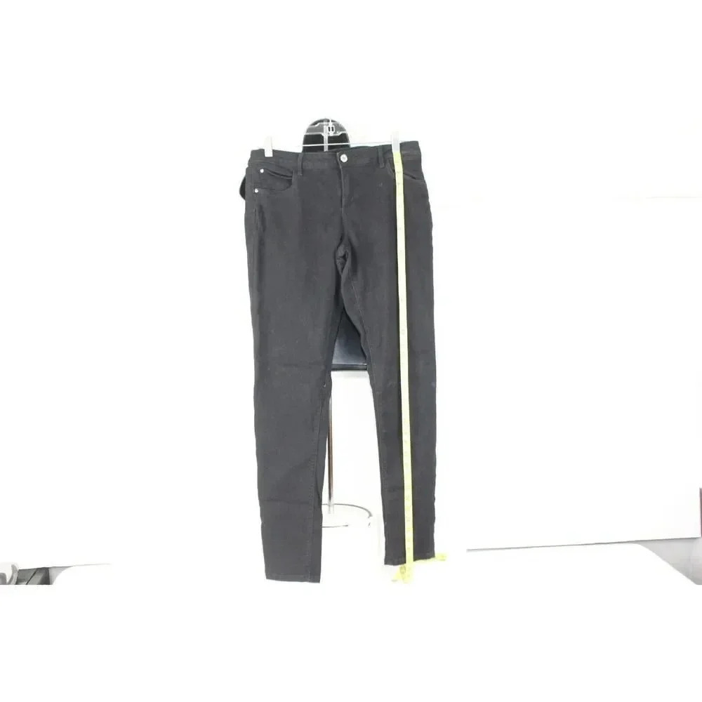 H&M ladies black jeans size 32/32